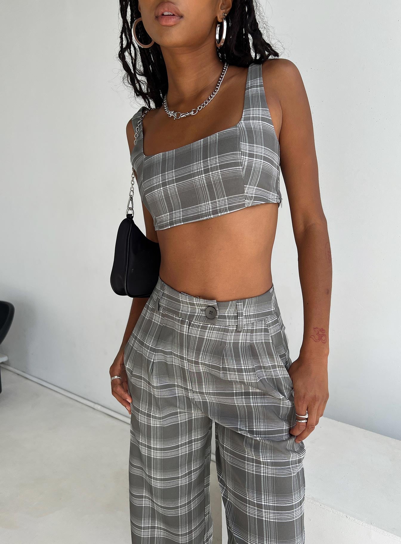 Matching set Check print Crop top Invisible zip fastening at side High waisted pants Wide leg Belt looped waist Zip & button fastening