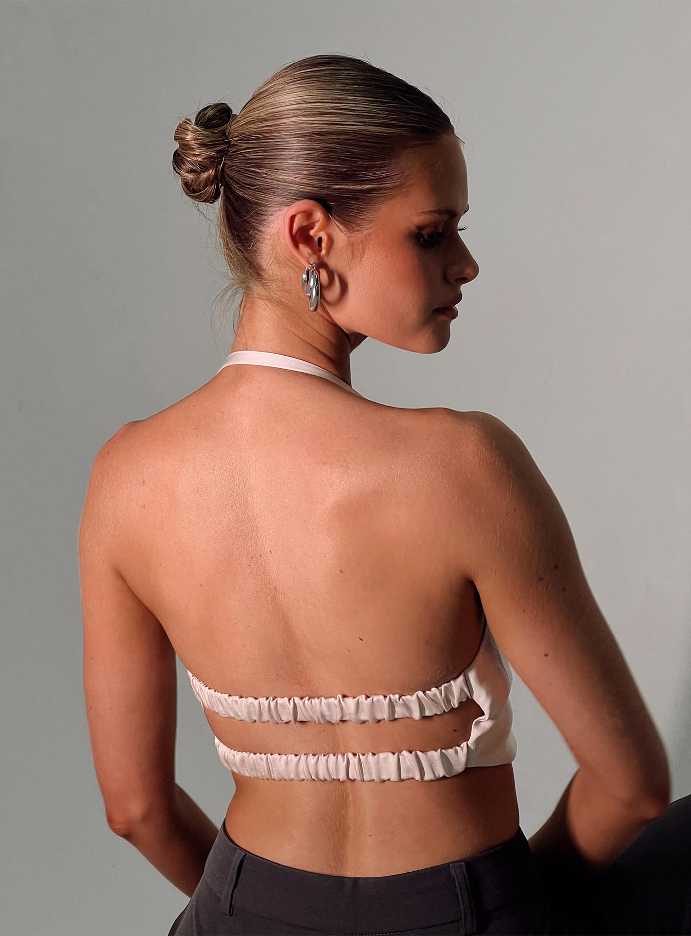 Front view of model wearing  front Princess Polly Full Sleeves Sweetheart  Macedon Satin Top Champagne