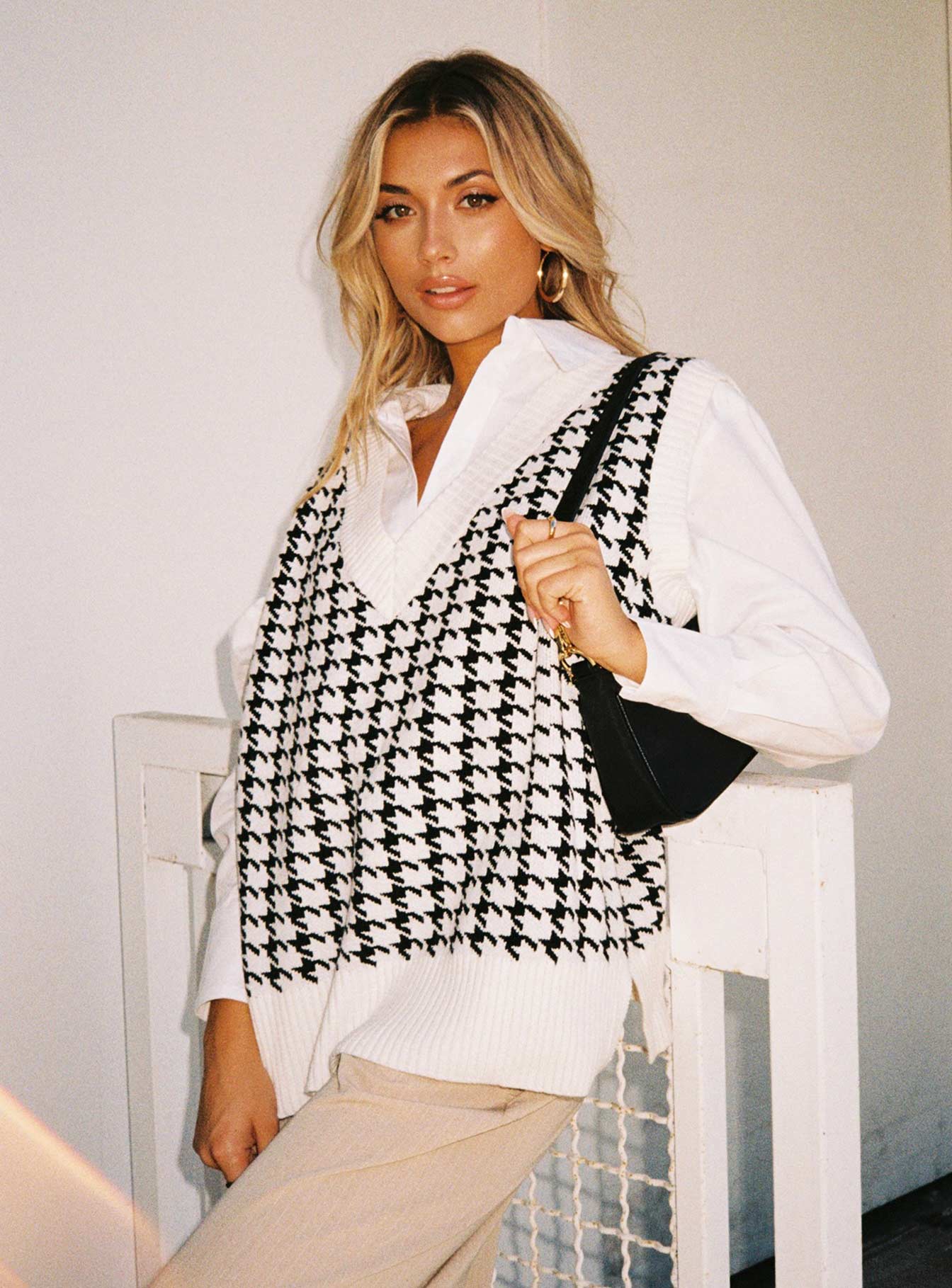 pois ポワ　knit vest　ニットベスト白 Ashton Sweater Vest White | Princess Polly