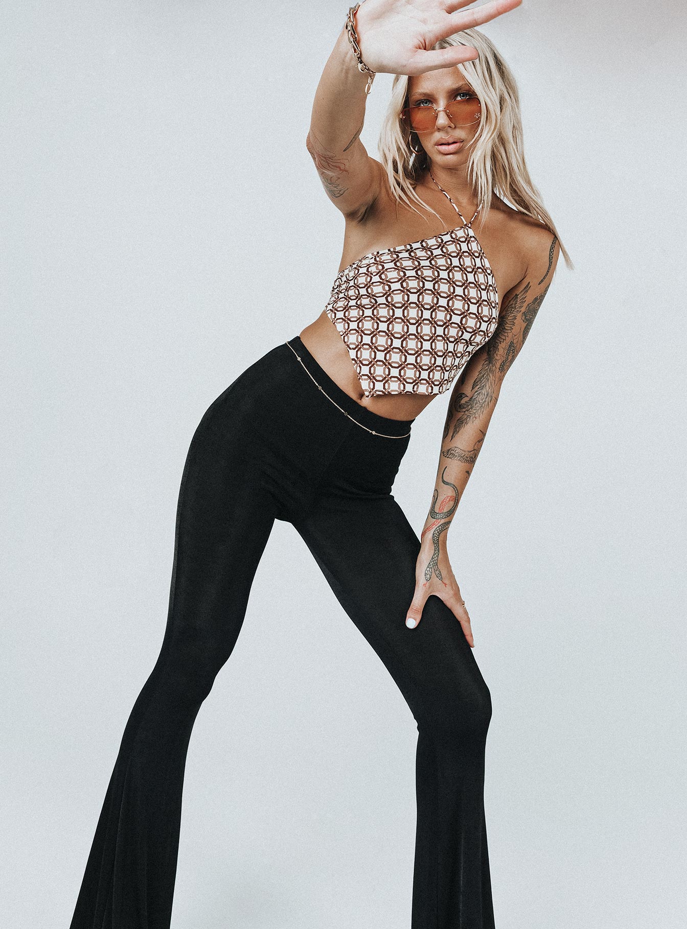 front view of model wearing Princess Polly Motel Mauda Top Chain Tangle Beige 