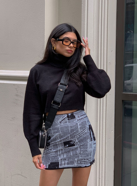 product Zahara Cropped Turtleneck Sweater Black Princess Polly  