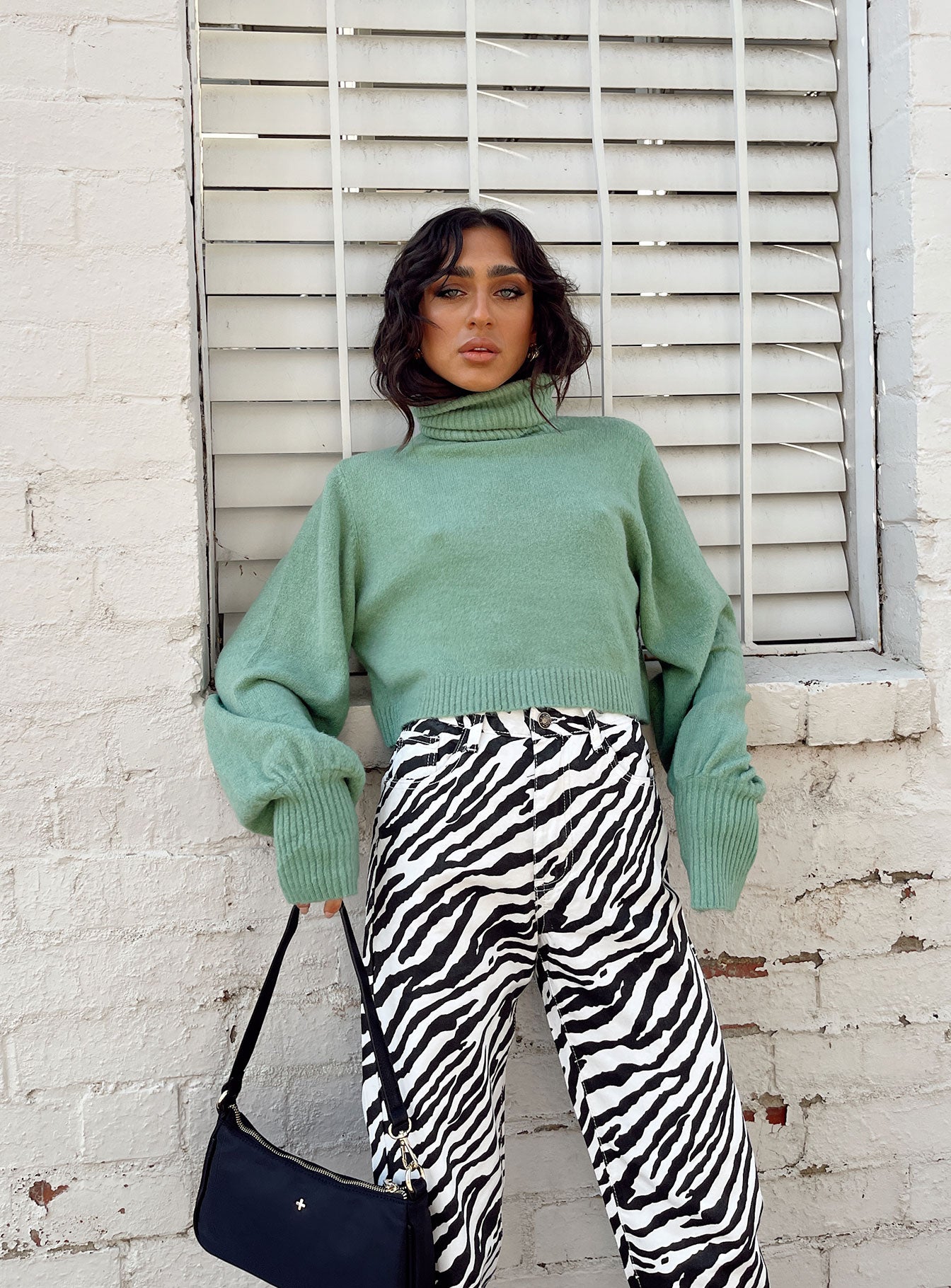 Zahara Cropped Turtleneck Sweater Green | Princess Polly